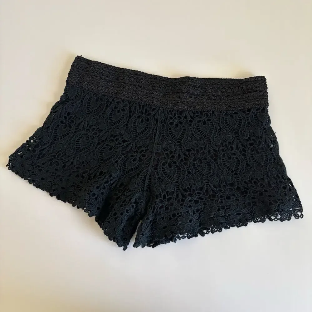 Breeze Ever Y2K Whimsygoth Black Crochet Floral Lace Stretch Cotton Shorts Large
